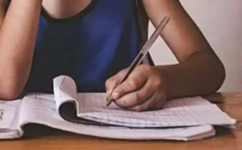 职业篮球教练如何制定有效的赛制训练计划？_0